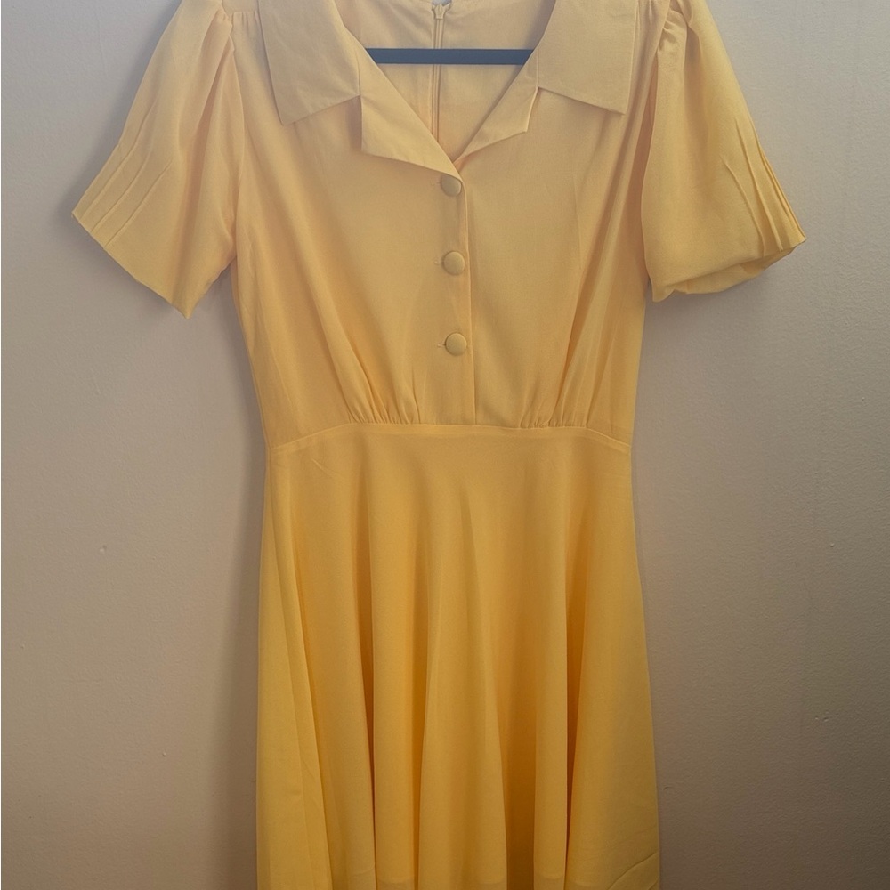 Yellow Short-Sleeve Midi Dress with Collar